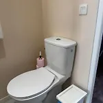 30 M2 Avec Jardin Dans Maison De Maitre * Béziers