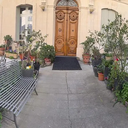 Апартаменты 30 M2 Avec Jardin Dans Maison De Maitre