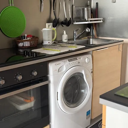Apartment 30 M2 Avec Jardin Dans Maison De Maitre
